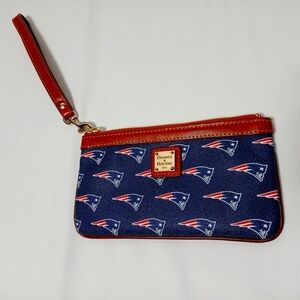 Dooney And Bourke New England Patriots Leather Wristlet.